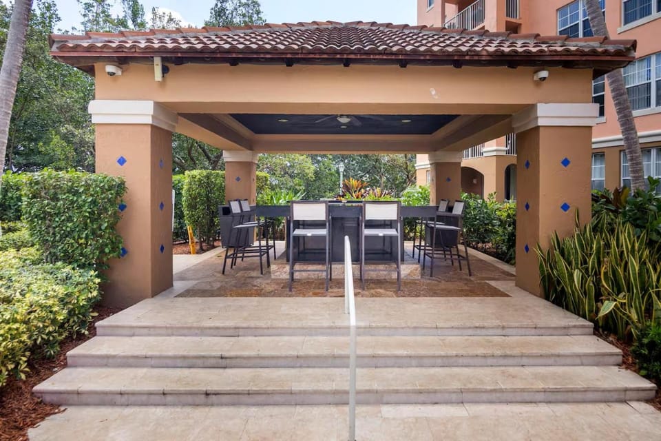 BBQ facilities, Garden, Dining area