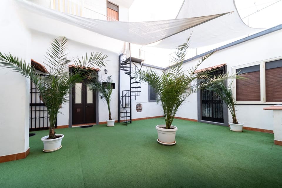 Niùra House Apartment in Catania