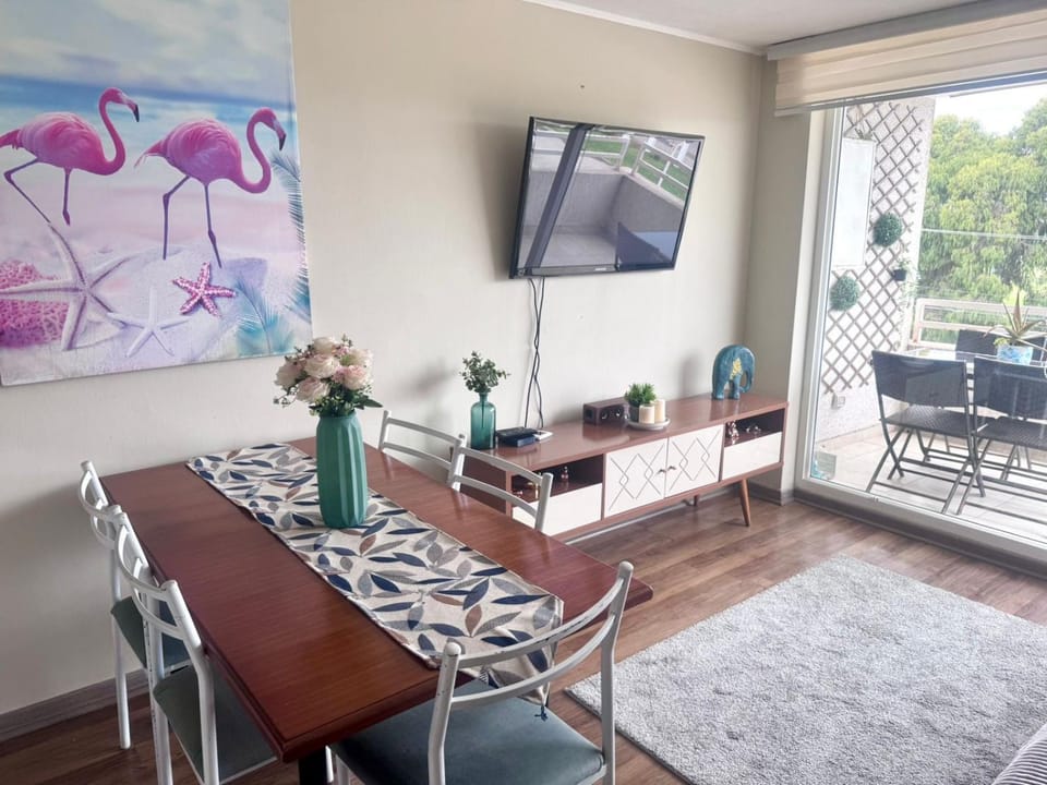 Comodo departamento a pasos de la playa Apartment in La Serena