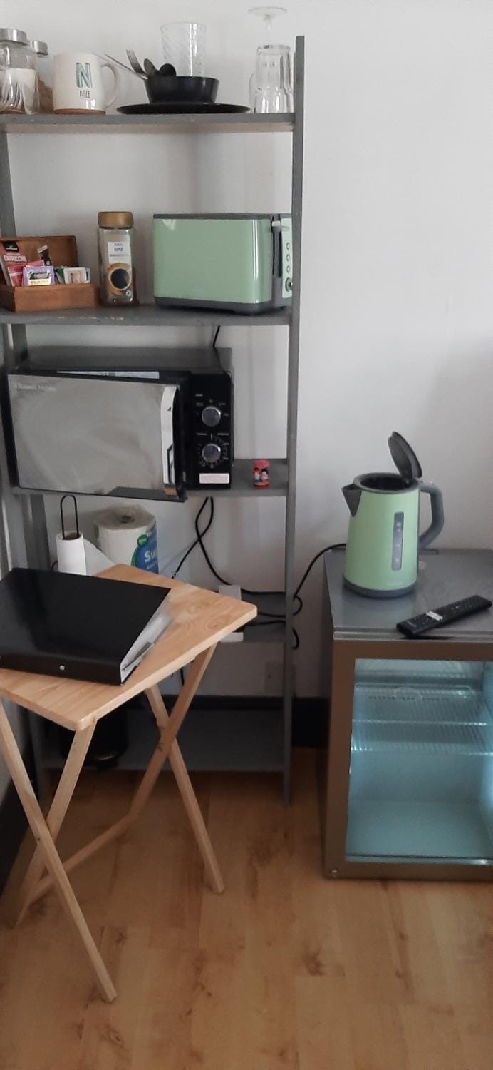 One bedroomed room in quirky house Vacation rental in Winchester