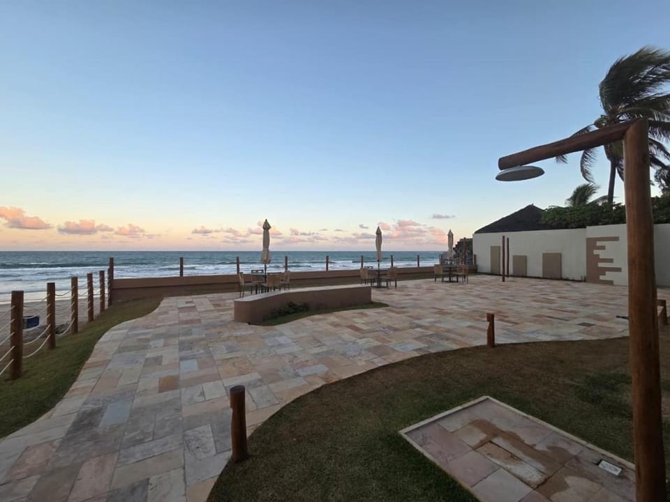 Villa Porto - Flat na Beira Mar de Porto de Galinhas por Yolo House in Ipojuca