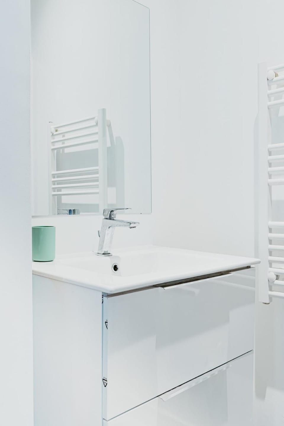 Shower, Bathroom, furniture, heating, storage, towels