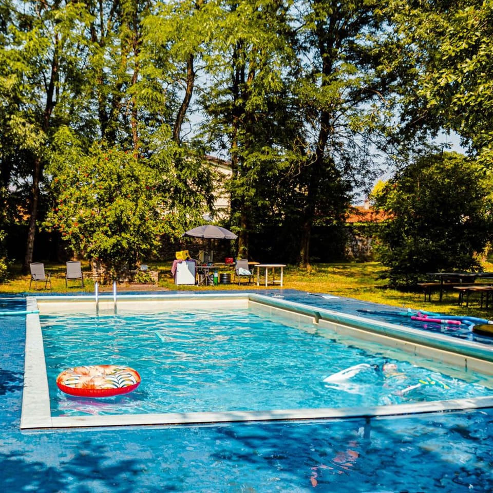 Garden, Swimming pool