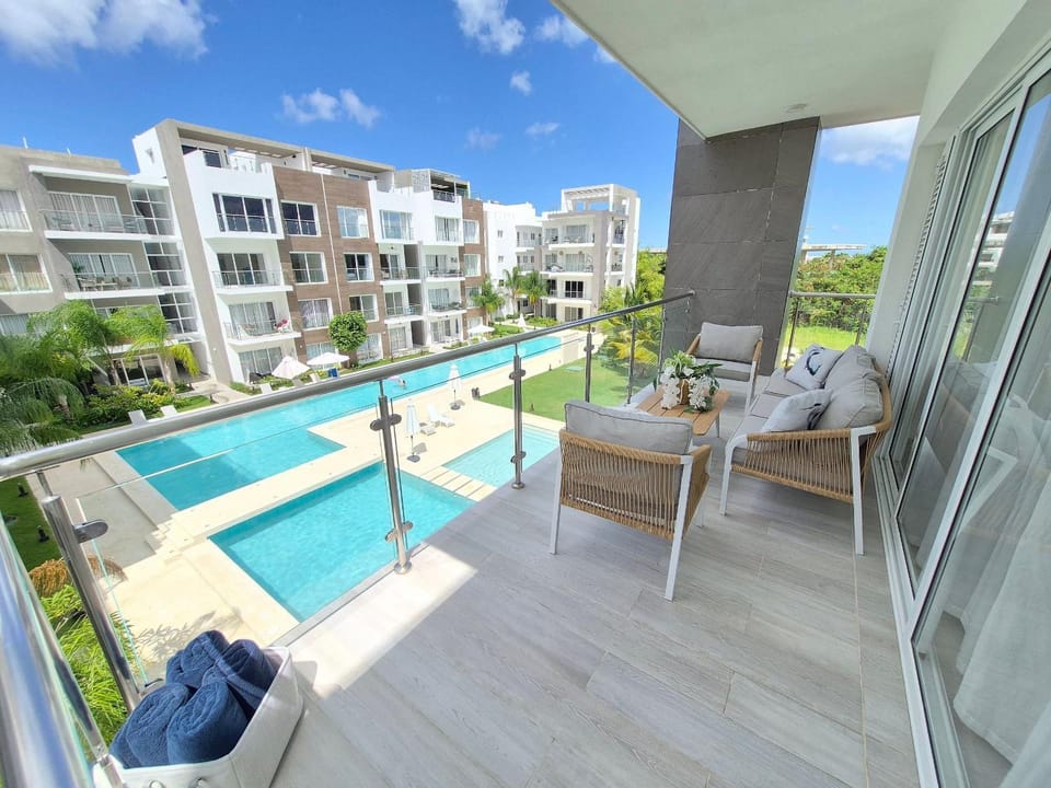 Corner 2BDR in Coral Bay 2 in front of Hard Rock Apartment in Punta Cana