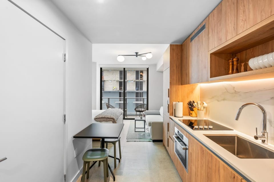 Seating area, Dining area, kitchen