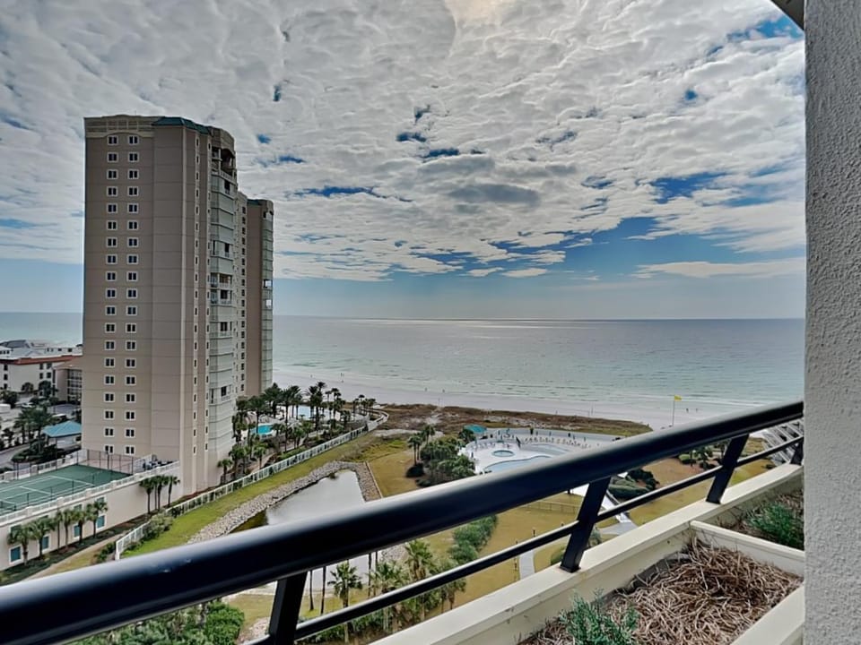 Balcony/Terrace, City view, Sea view