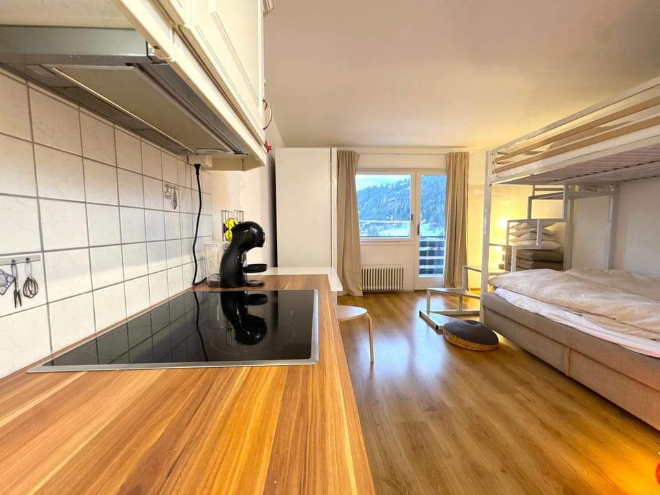 Bed, Photo of the whole room, Seating area, Bedroom