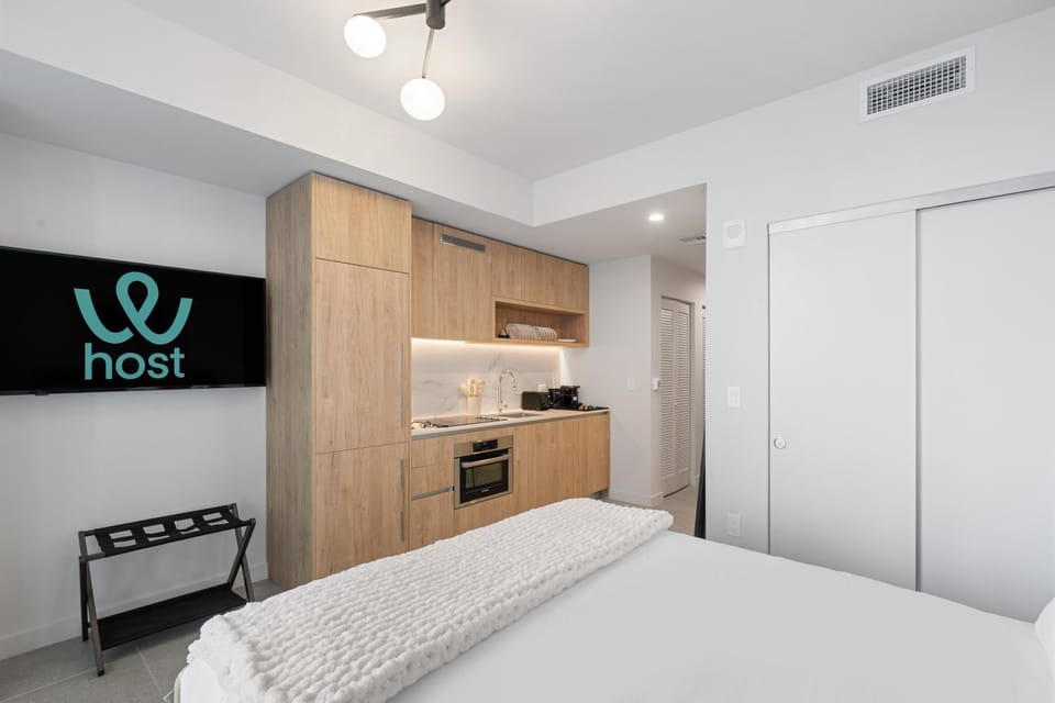 Bed, TV and multimedia