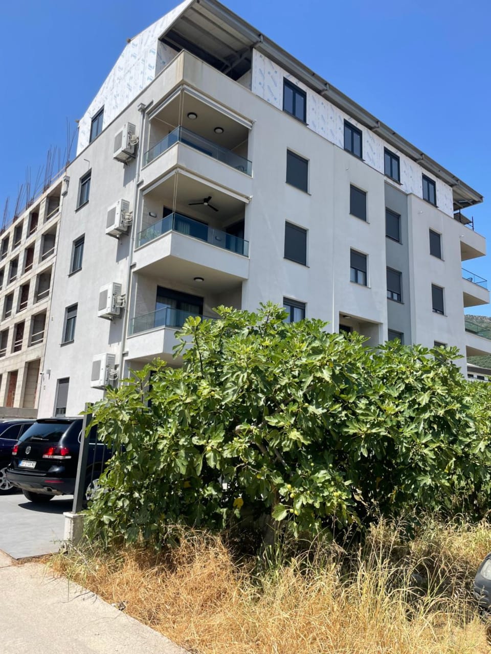 Property building, Parking