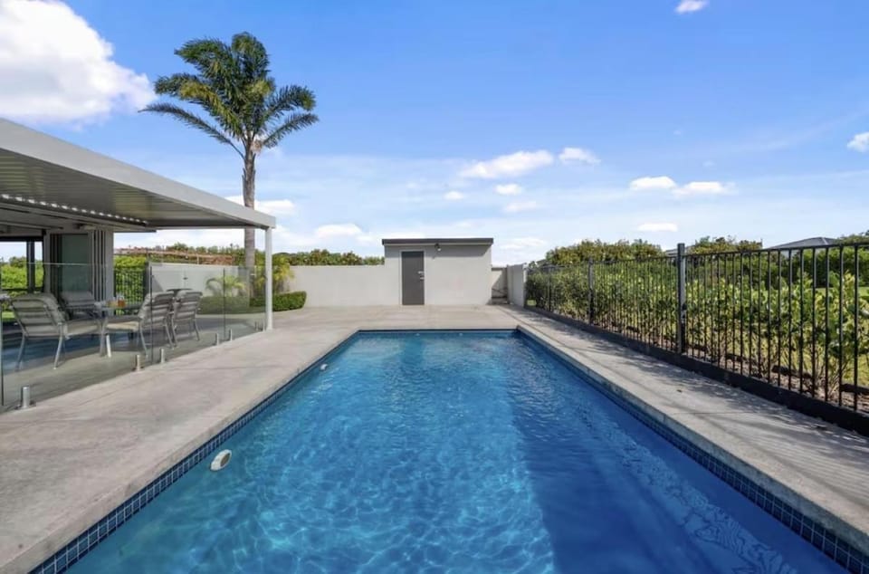 Day, Pool view, Swimming pool