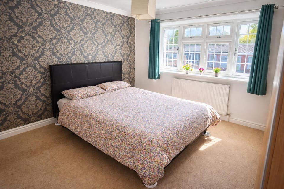 ValueStays Comfortable Rooms Windsor Legoland Heathrow Bed and Breakfast in Windsor