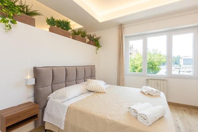 Vatican Luxury Flat 3 Suites with Kitchen Apartment in Rome