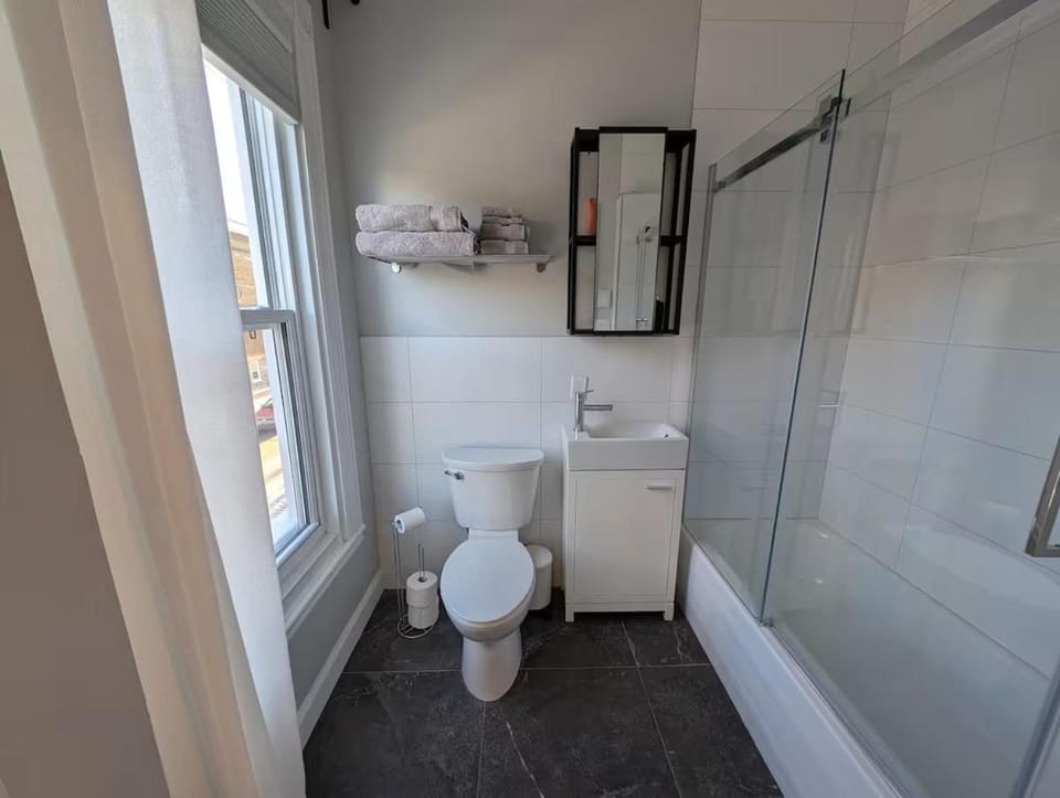 Shower, Toilet, Bathroom
