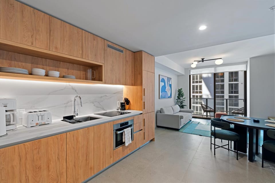 Coffee/tea facilities, Kitchen or kitchenette, Living room, Dining area, oven, toaster