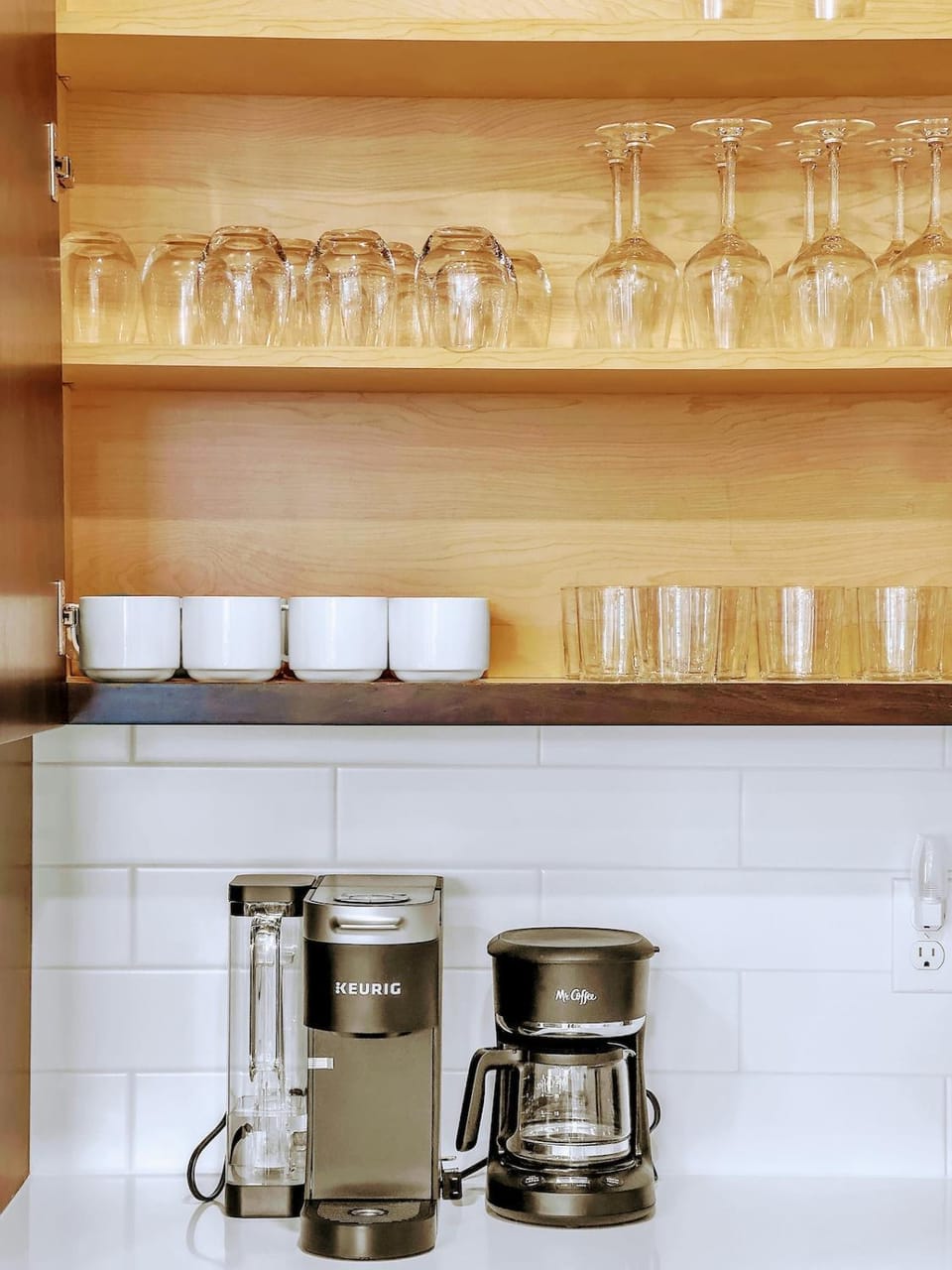 Coffee/tea facilities, Kitchen or kitchenette