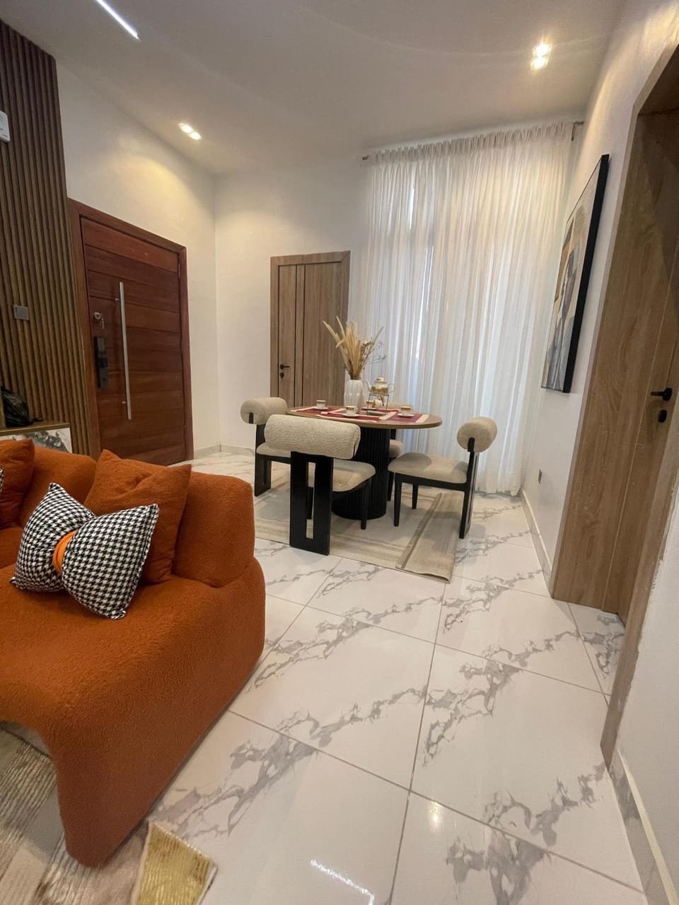 Crystal Comfy apartment Apartment in Lagos, Nigeria