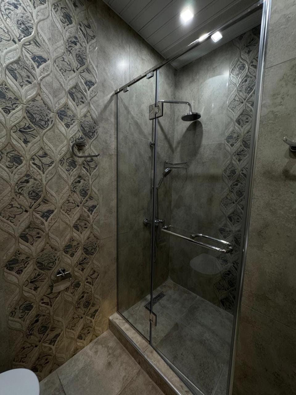 Bathroom, Bath
