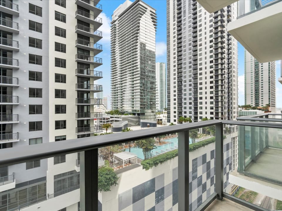 Balcony/Terrace, City view