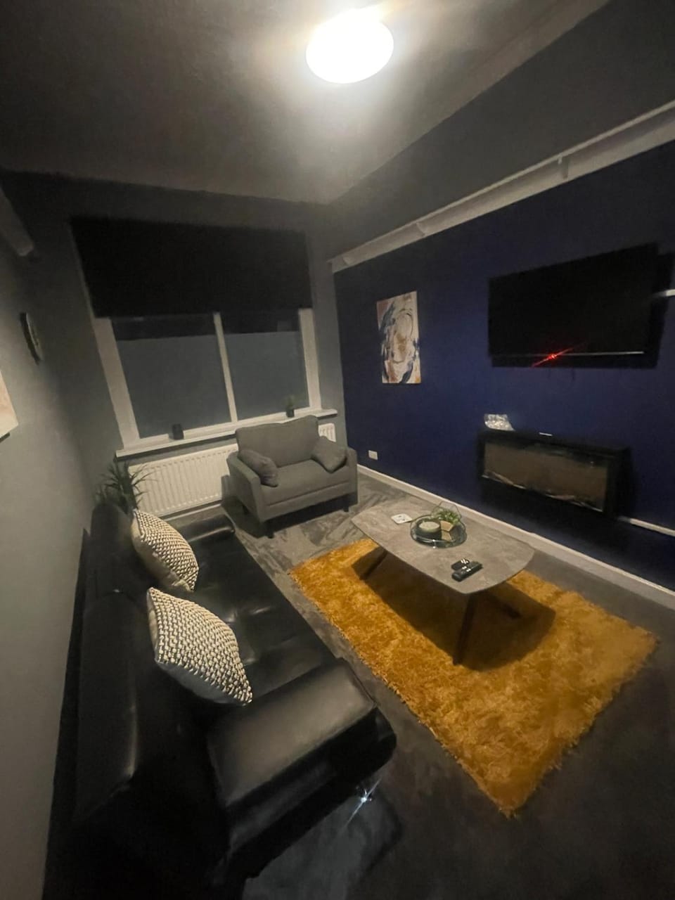 Affordable Luxury 3 Stunning Two Bed Apartment Sunderland close to City centre Hospital Crown Works Studio and Nissan Apartment in Sunderland