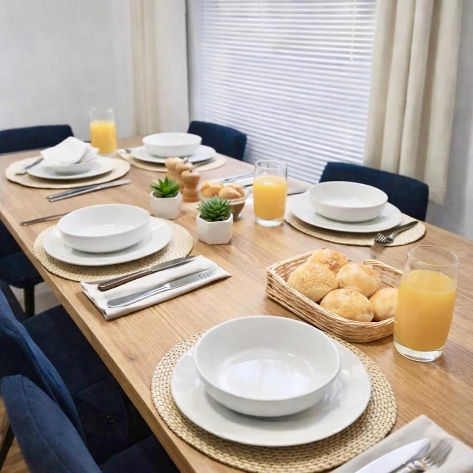 Dining area, Breakfast