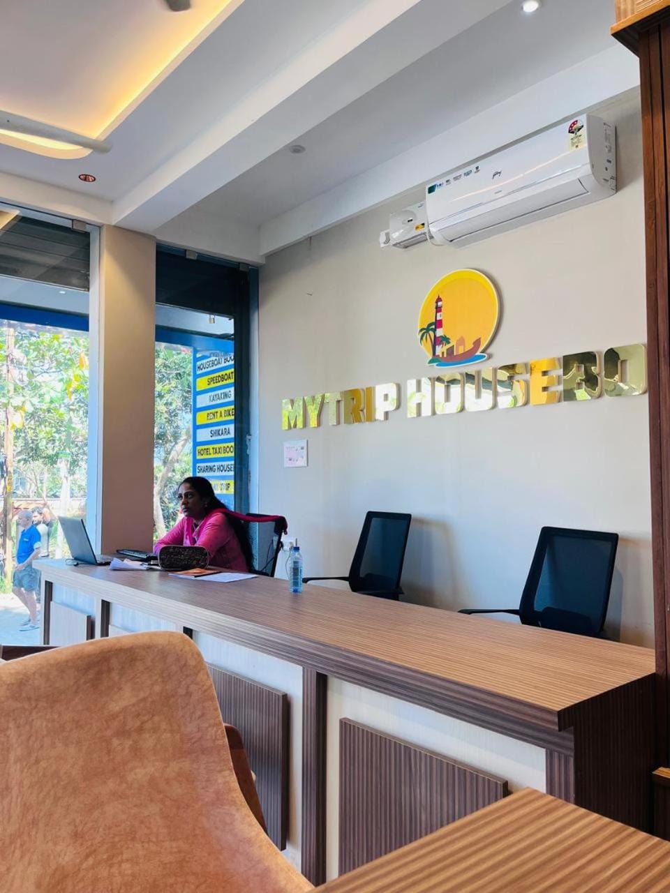 Property building, Lobby or reception