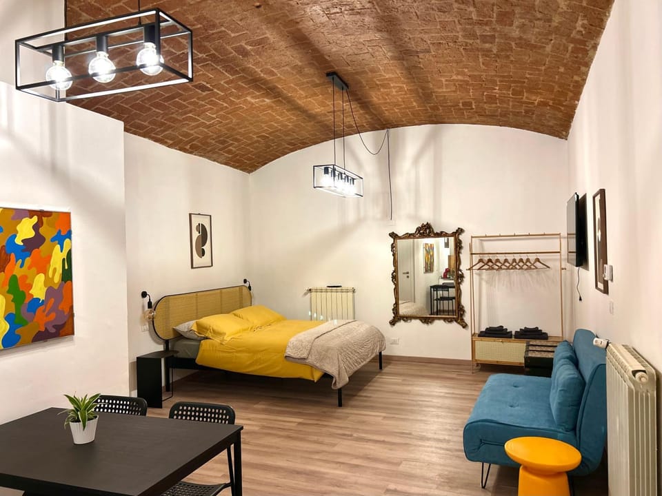 Seating area, Bedroom
