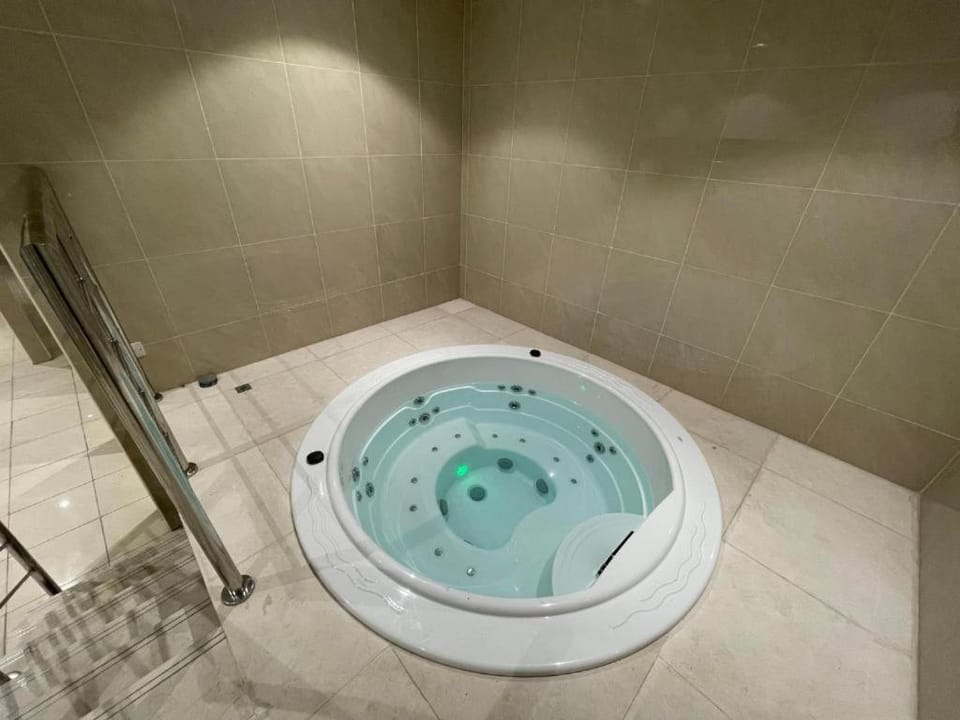 Stunning 2-Bedroom Apartment with Sea Views Apartment in Ajman