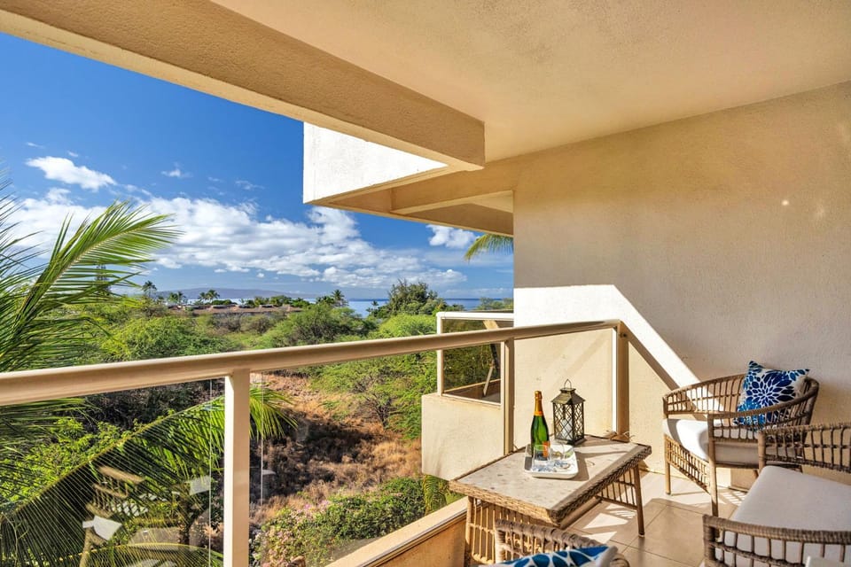 Chic and Central Ocean Dream Vistas House in Wailea