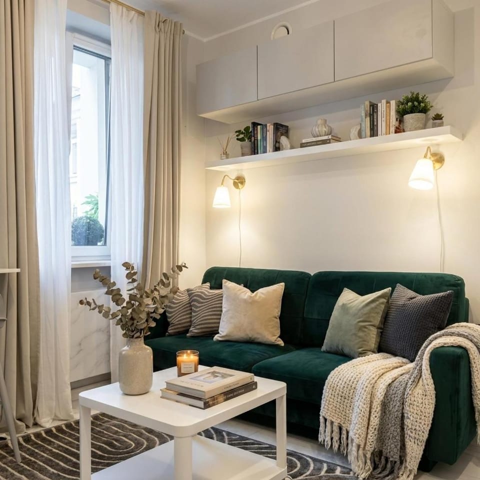 Ogrodowa Art Studio Design 1-Bedroom Apartment, Warsaw Apartment in Warsaw