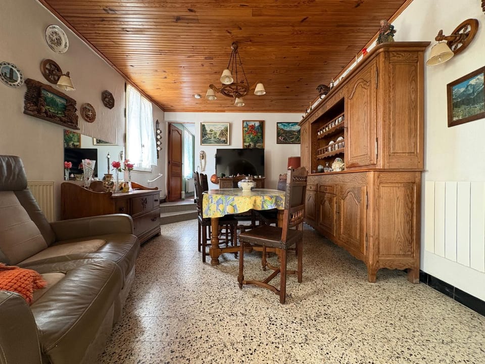 Property building, Communal lounge/ TV room, Living room, Dining area