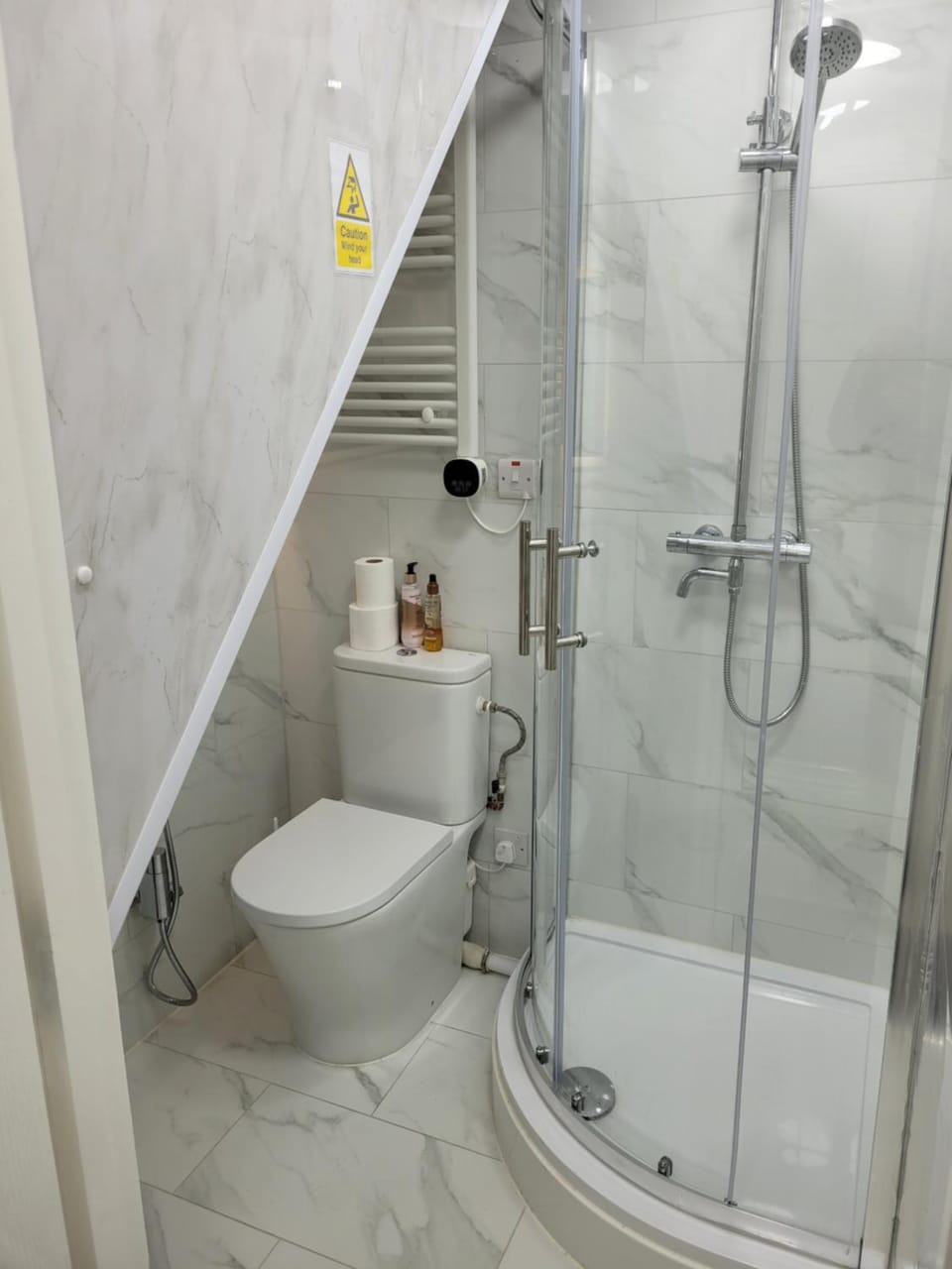 525 Romford Rd, Fabulous Room Bed and Breakfast in London