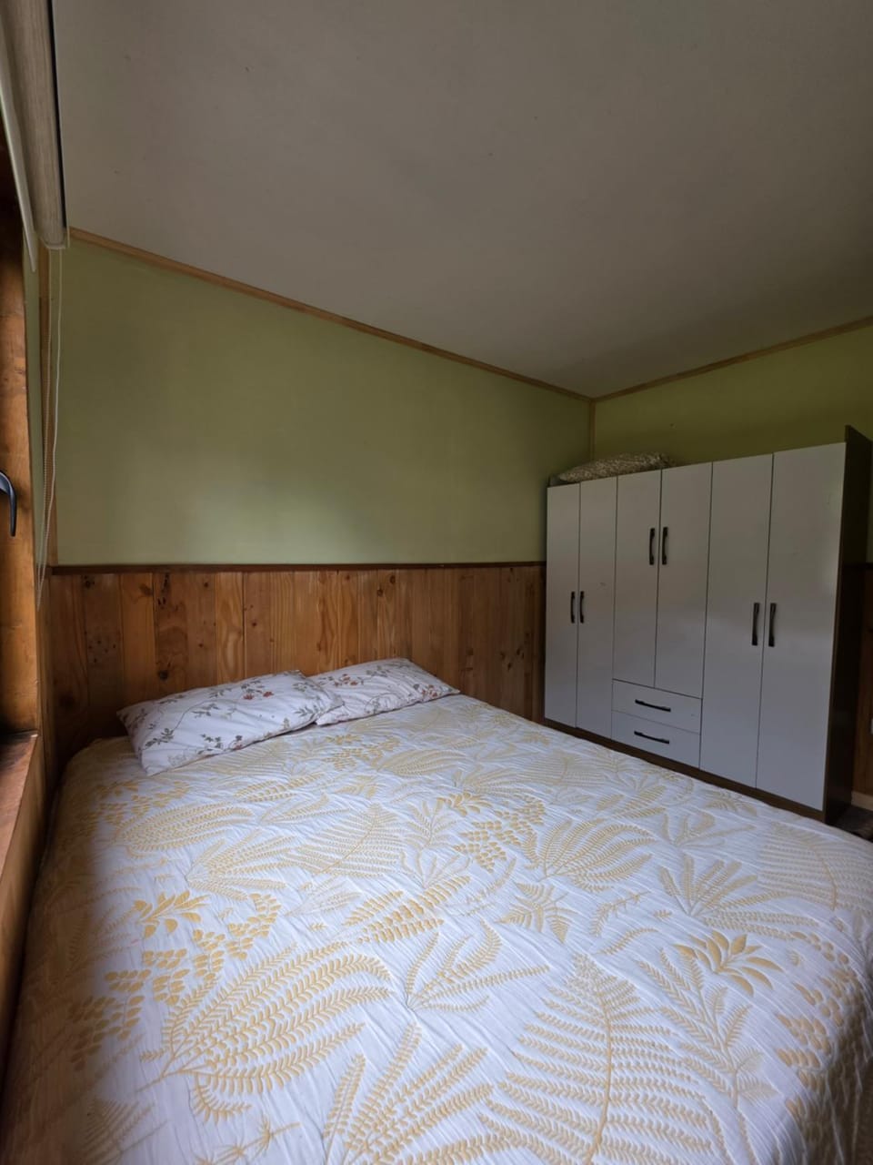 Hostal Celta Bed and Breakfast in Pucon