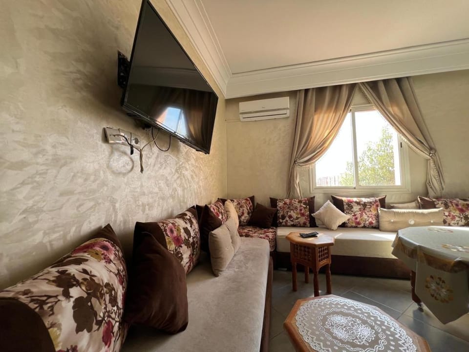 Cozy & Modern Apartment Minutes from Menara Airport Apartment in Marrakesh