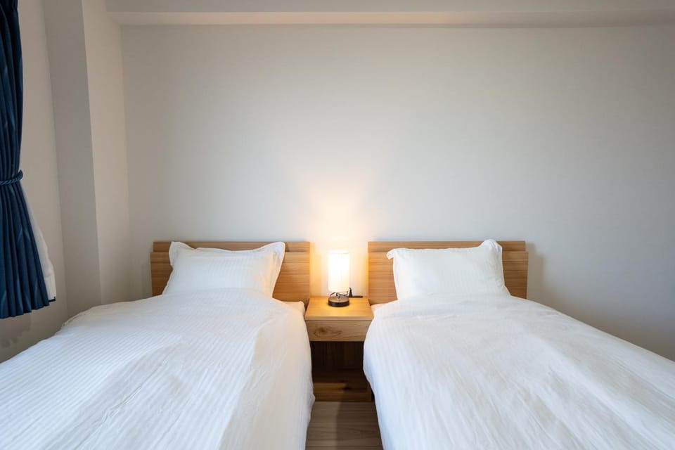 Ocean View& Bath room with 70m2 and more at 12F モンドミオ沖縄 Hotel in Okinawa Prefecture
