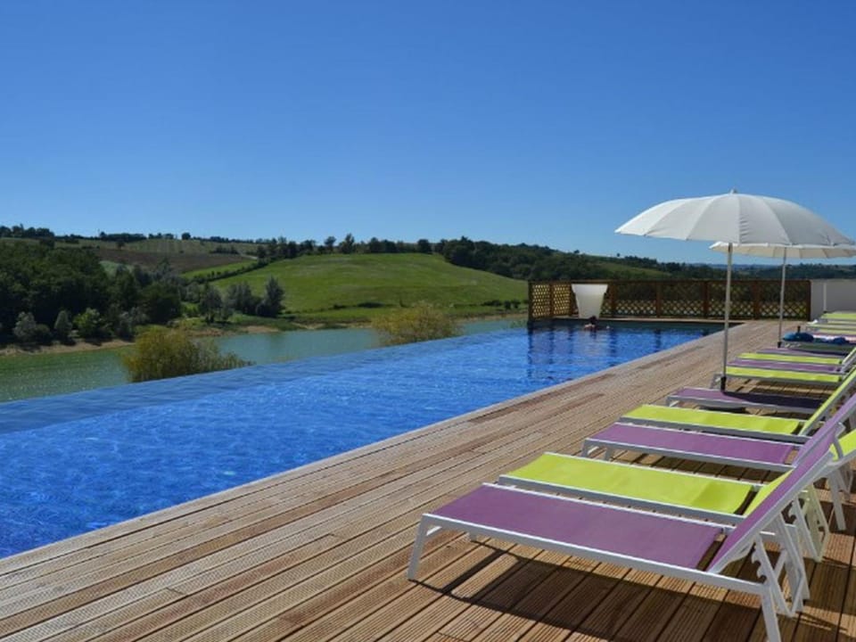 Maison cosy avec terrasse au Carla-Bayle - API-1-52-1369 Campground/ 
RV Resort in Occitanie
