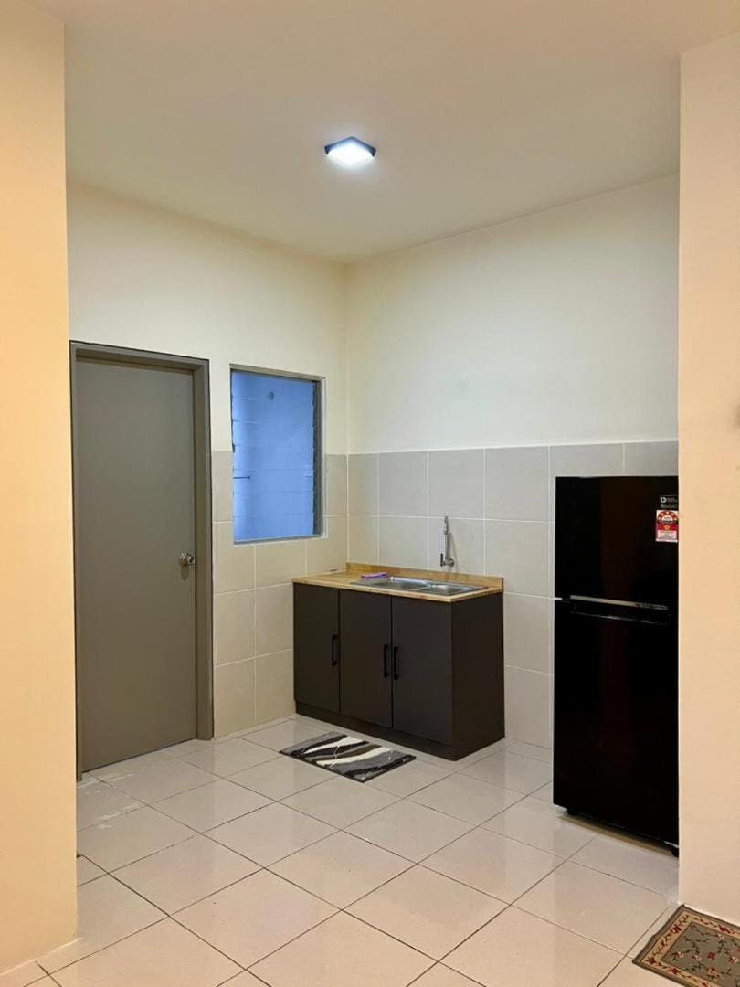 Nazhan Homestay Puncak Alam with Swimming Pool Musllim Only Apartment in Selangor, Malaysia