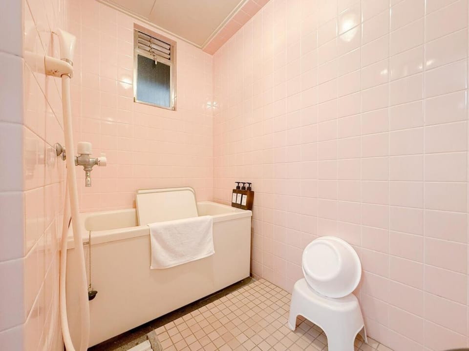 City Heights Shinosaka 701 シティハイツ 新大阪701 Apartment in Osaka
