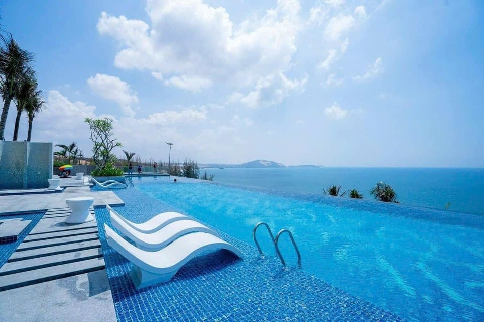 Day, Pool view, Sea view