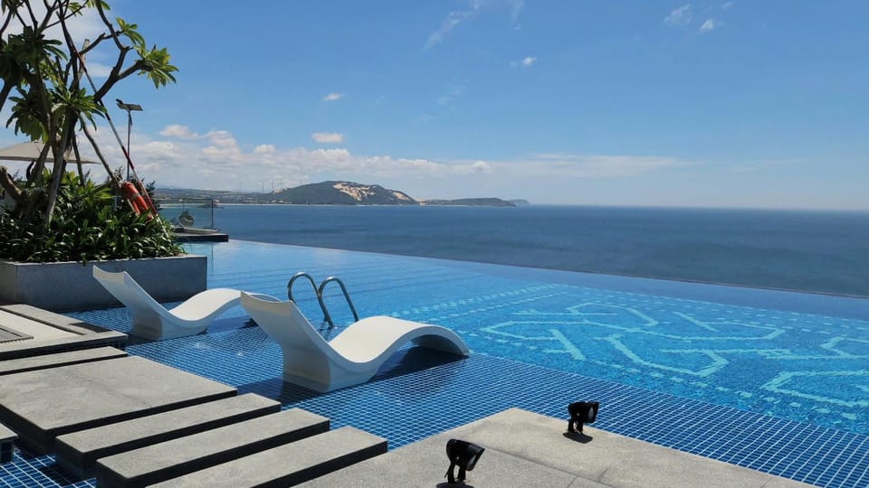 Nearby landmark, Natural landscape, View (from property/room), Sea view, Swimming pool