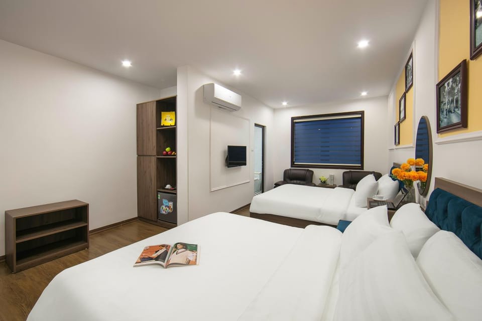 Communal lounge/ TV room, Bed, TV and multimedia, Photo of the whole room, Bedroom, towels