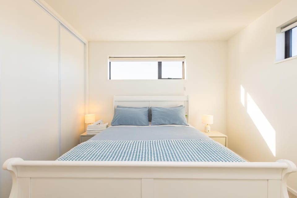 Brand New 2Bed2Bath By Playground Near Town Centre House in Christchurch