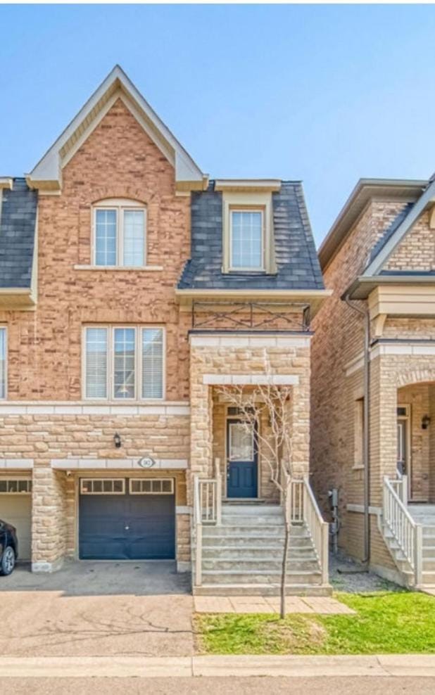 Luxury home Netflix & parking promo price with 7beds House in Vaughan