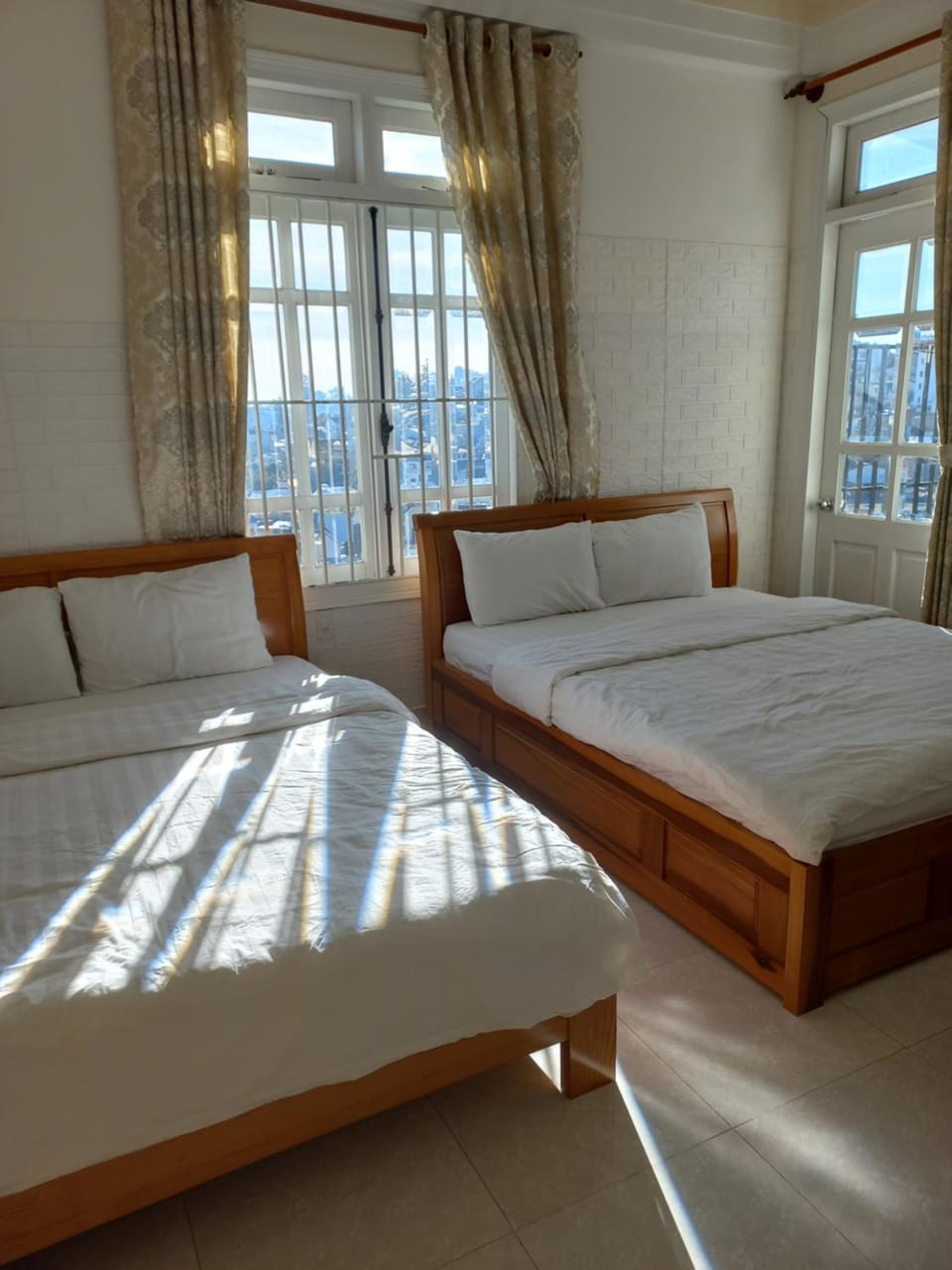 Nhà Nghỉ Hoàng Oanh Bed and Breakfast in Dalat