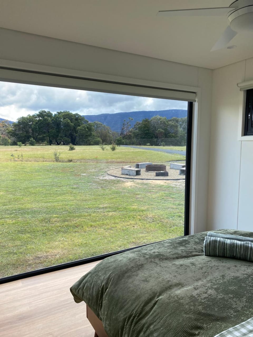 Grampians View Eco Retreat House in Halls Gap