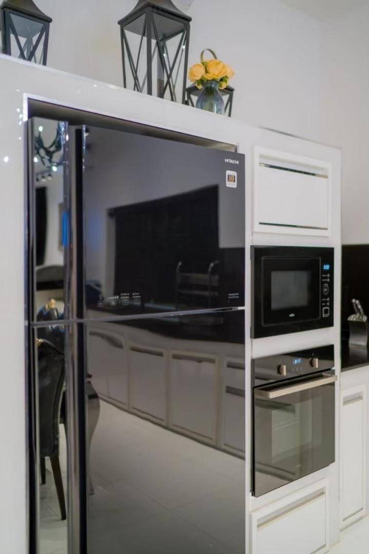 Kitchen or kitchenette, oven, stove