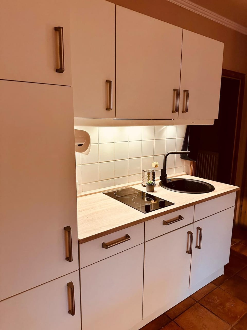 Kitchen or kitchenette, stove
