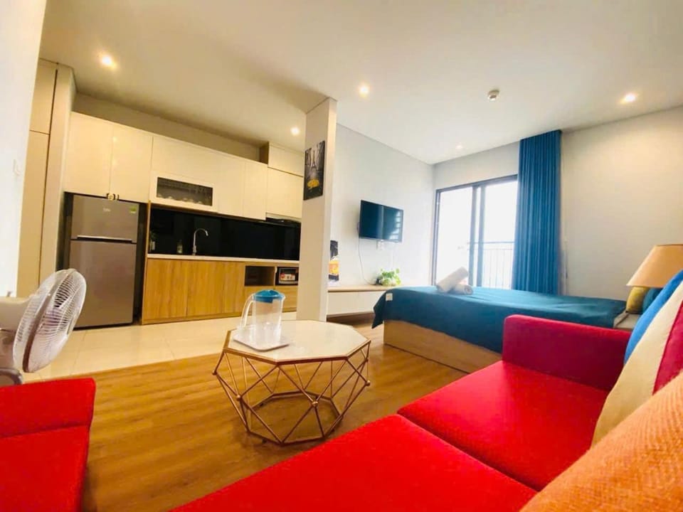 Communal lounge/ TV room, TV and multimedia, Kitchen or kitchenette, Living room