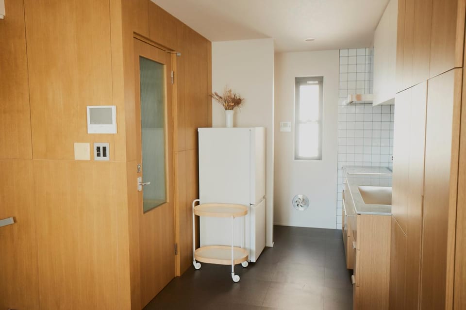 Kitchen or kitchenette, Photo of the whole room, Area and facilities, kitchen, air conditioner