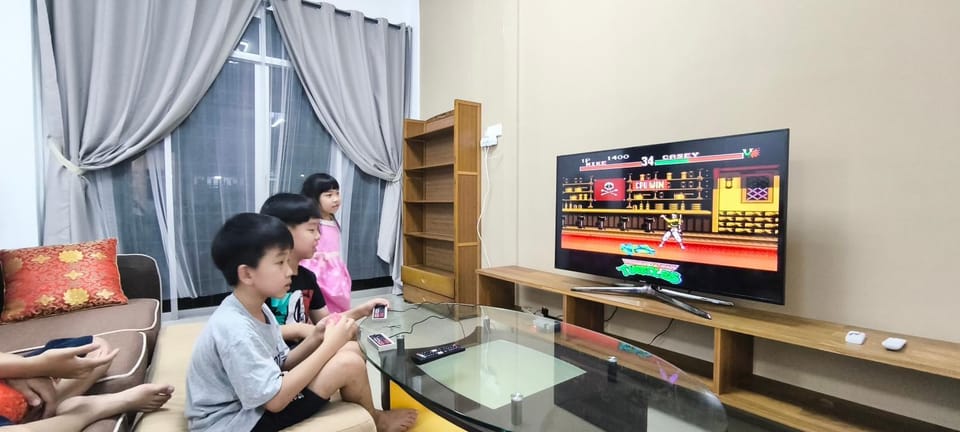 Game Room, Living room, Seating area