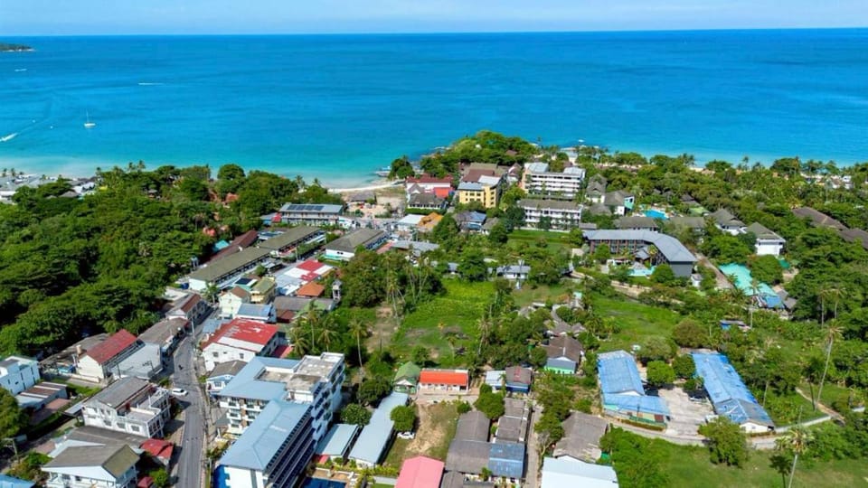 Neighbourhood, Natural landscape, Location